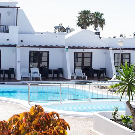 La Laguneta Aparthotel