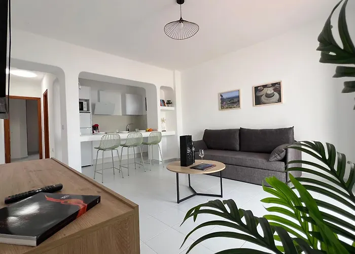 La Laguneta 2* Puerto del Carmen (Lanzarote)